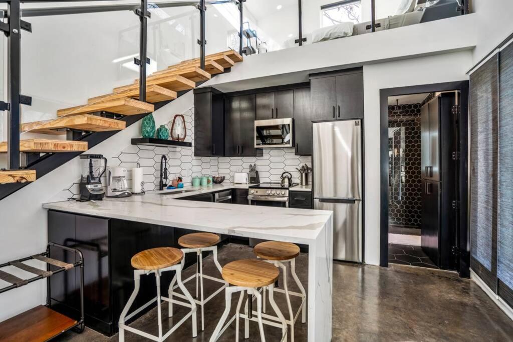 Quantum Tiny Loft At East End Revitalized ฮูสตัน ภายนอก รูปภาพ