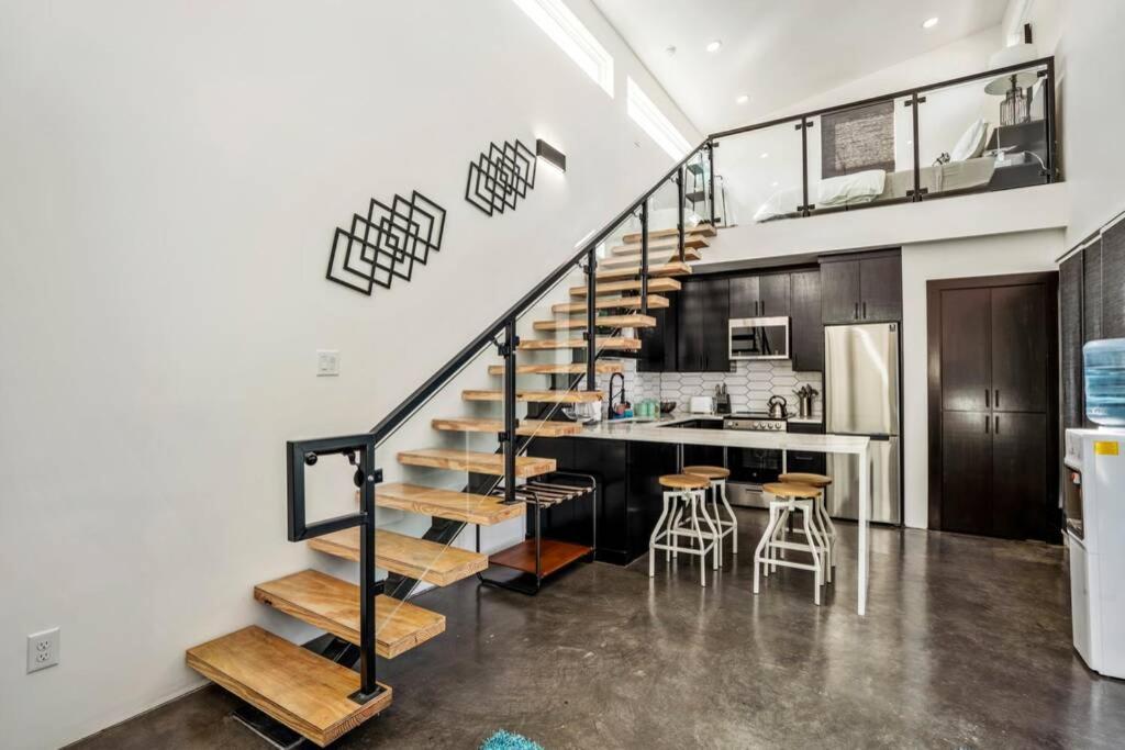 Quantum Tiny Loft At East End Revitalized ฮูสตัน ภายนอก รูปภาพ