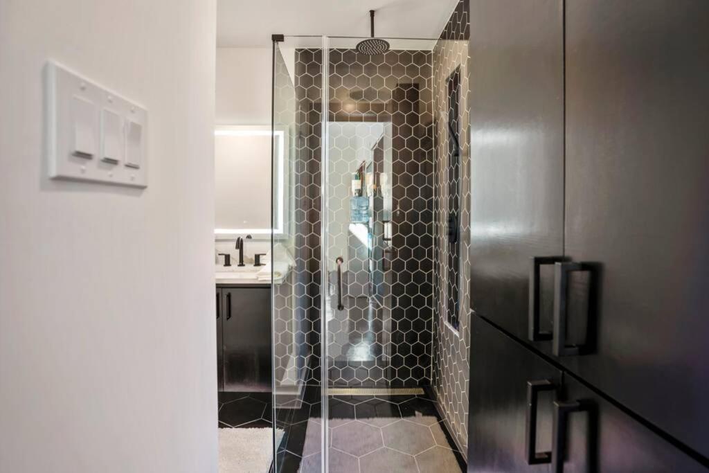 Quantum Tiny Loft At East End Revitalized ฮูสตัน ภายนอก รูปภาพ