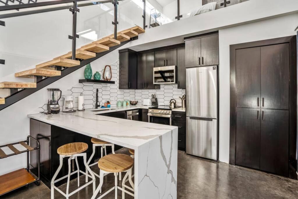 Quantum Tiny Loft At East End Revitalized ฮูสตัน ภายนอก รูปภาพ